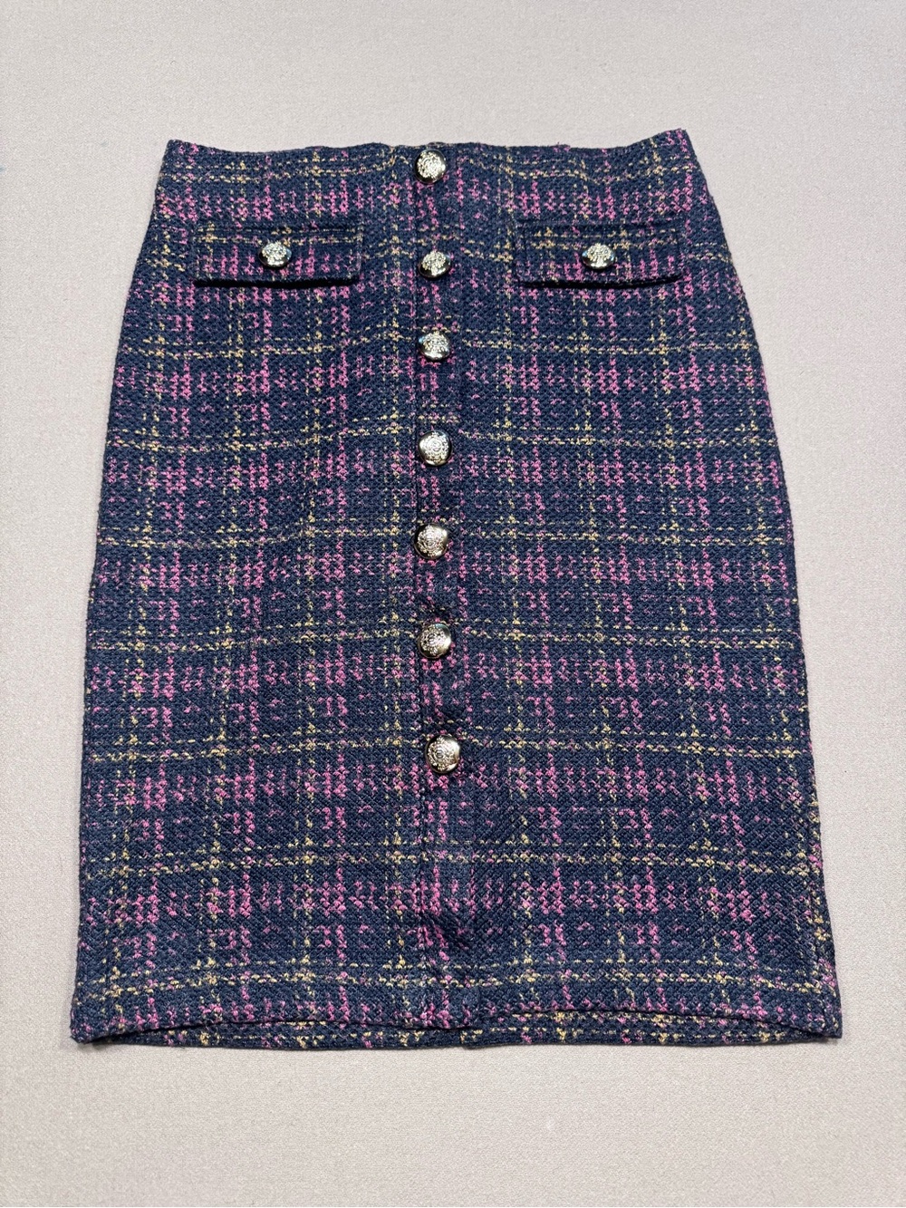 NYCC Gold-Button Tweed Pencil Skirt in Black and Pink